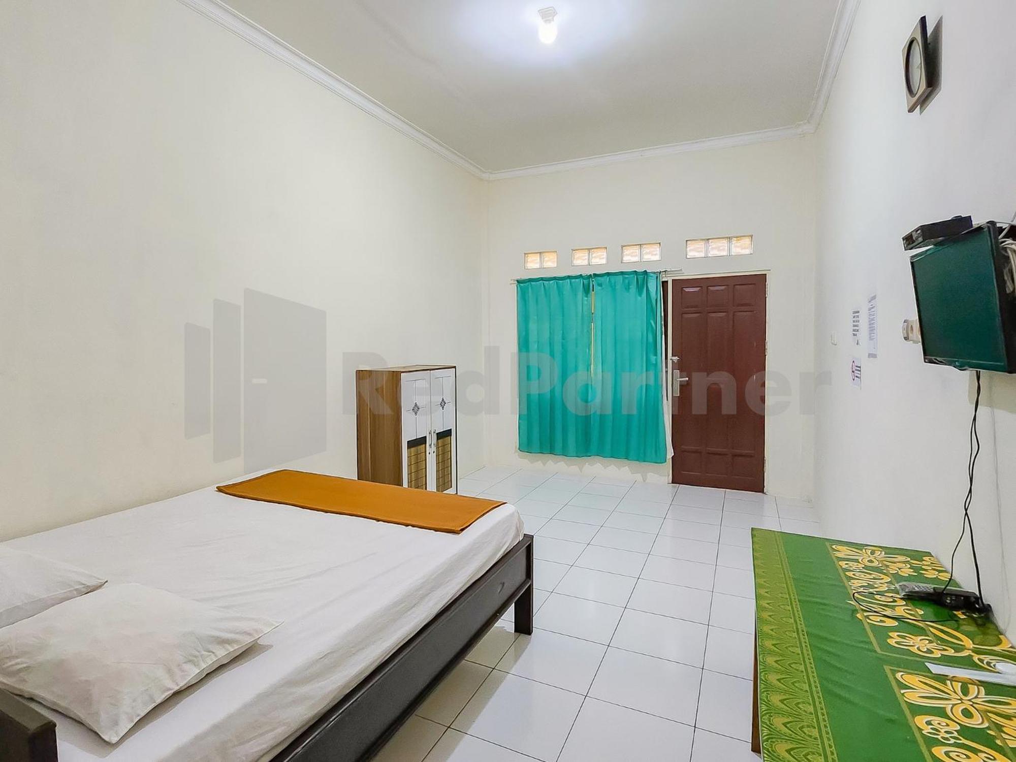 Griya Tambun Raya Redpartner Otel Tumbangrungan Dış mekan fotoğraf