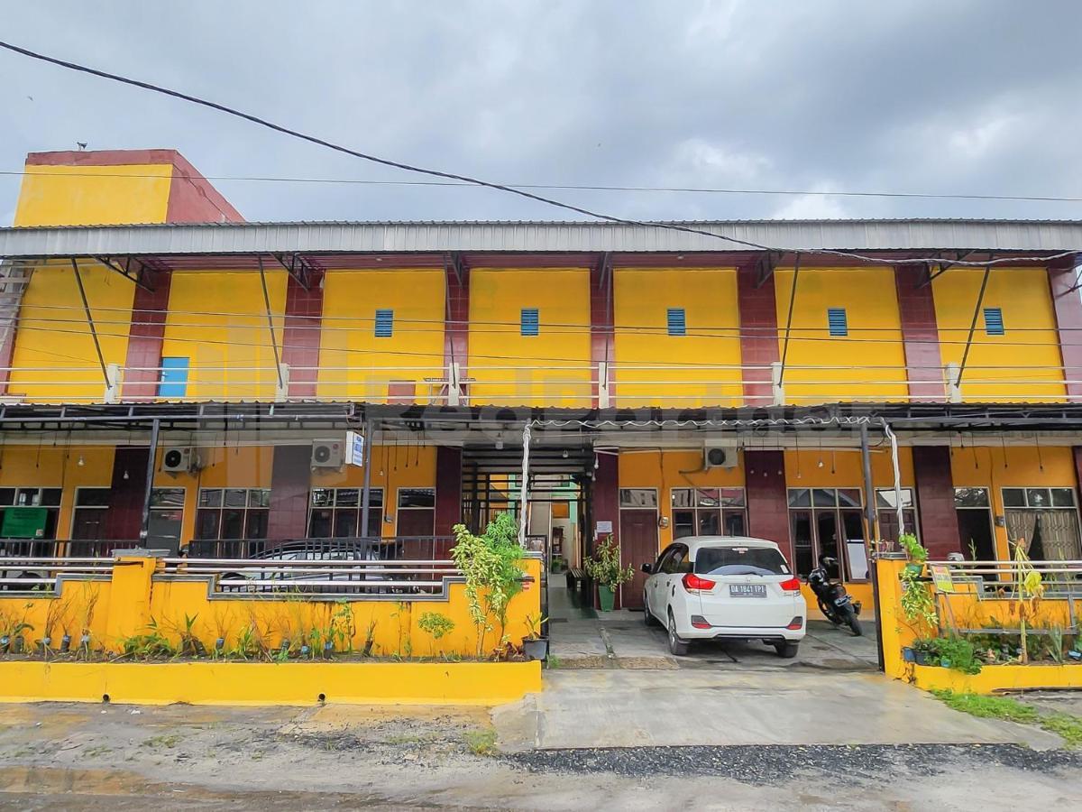 Griya Tambun Raya Redpartner Otel Tumbangrungan Dış mekan fotoğraf